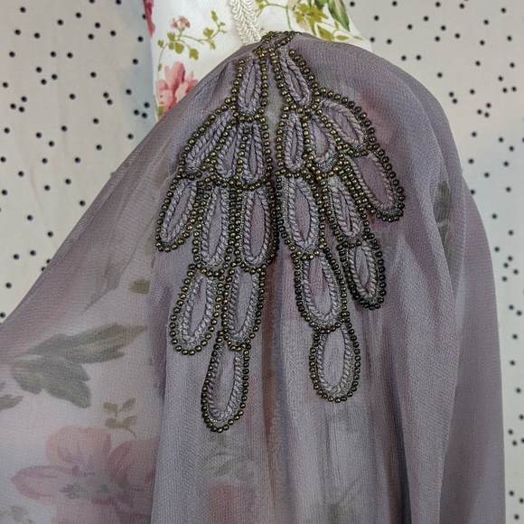 Cream Purple Sheer Top - Size 42 CA (US size 12) - Picture 4 of 7